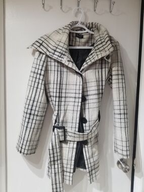 Women's Black & White Plaid Trench Coat with Belt